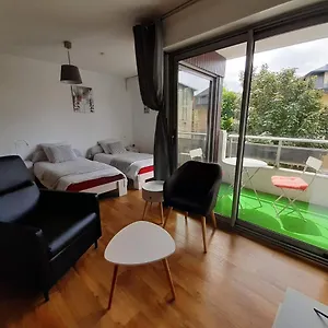 Calme Rénové Parking Proche Centre Et Thermes Appartement